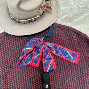 Oscar de la Renta silk vintage scarf/neck wrap w paisley vibe made in Japan